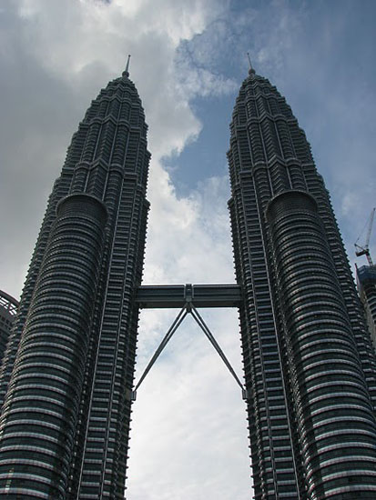 Tours Petronas